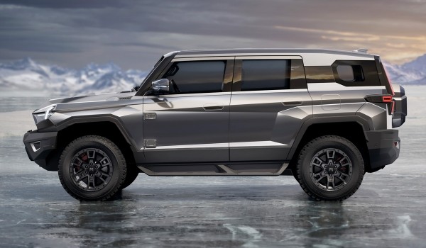 На российском рынке появится огромный внедорожник M-Hero На российском рынке появится огромный внедорожник M-Hero