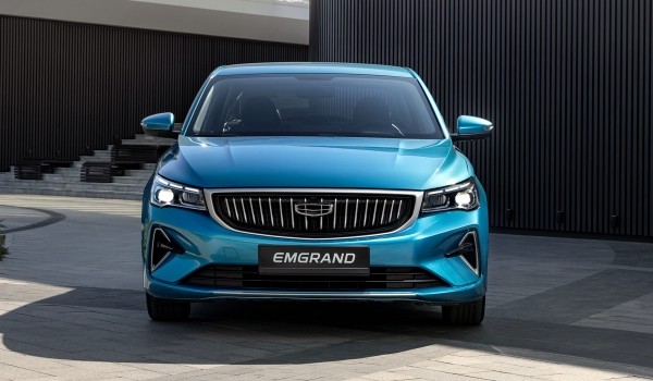 Седан Geely Emgrand: объявлены цены в России