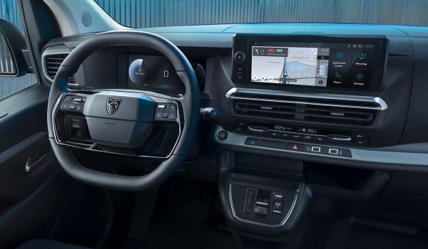 Peugeot Expert/Traveller обновлен первым в семействе Peugeot Expert/Traveller обновлен первым в семействе