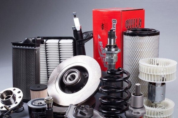 Автодилеры РФ жалуются на острый  дефицит запчастей для автомобилей из Китая 