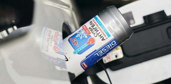 Автоэксперт назвал 5 важных правил управления автомобилем в снегопад Автоэксперт назвал 5 важных правил управления автомобилем в снегопад