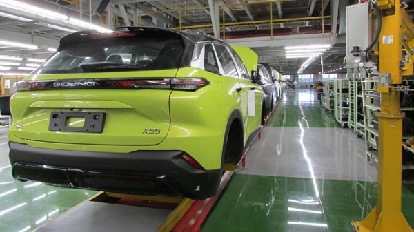 Автоэксперт «За рулем» провел тест-драйв седана BAIC U5 Plus 2023 с конвейера «Автотора»