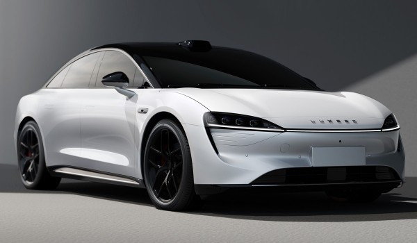 Chery и Huawei представили совместный седан Luxeed S7 Chery и Huawei представили совместный седан Luxeed S7