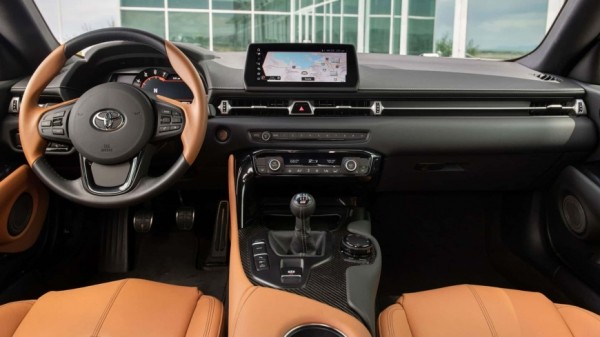 Глава компании Toyota опасается, что компания скоро вновь скатиться в "средневековье" 