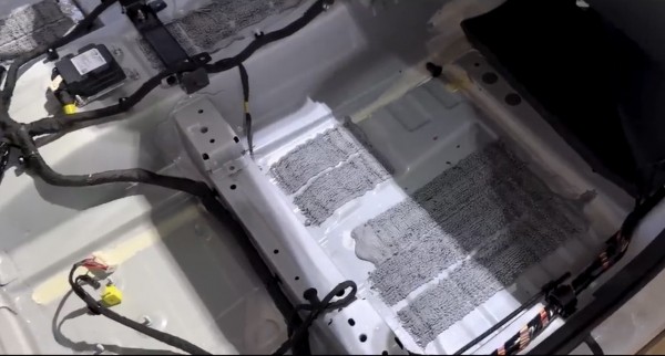 «Клубный сервис» разобрал внедорожник GAC GS8 - Дошираковые технологии «Клубный сервис» разобрал внедорожник GAC GS8 - Дошираковые технологии