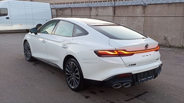 На российском рынке начались продажи автомобилей марки MG На российском рынке начались продажи автомобилей марки MG