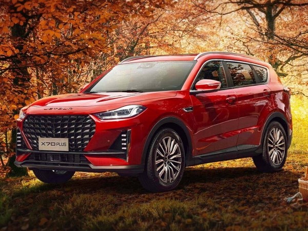 Названы плюсы трех новых китайских кроссоверов Jetour по версии AutoNews