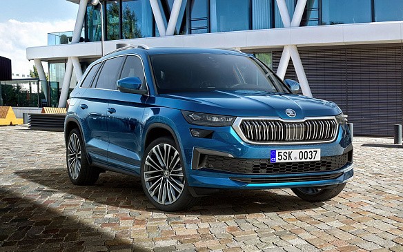 Россияне всё чаще пересаживаются с личных автомобилей на наземное метро Россияне всё чаще пересаживаются с личных автомобилей на наземное метро