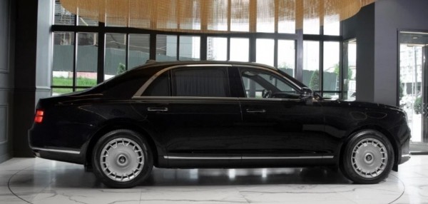 ТОП-10 самых дорогих автомобилей в России в ноябре 2023 года ТОП-10 самых дорогих автомобилей в России в ноябре 2023 года