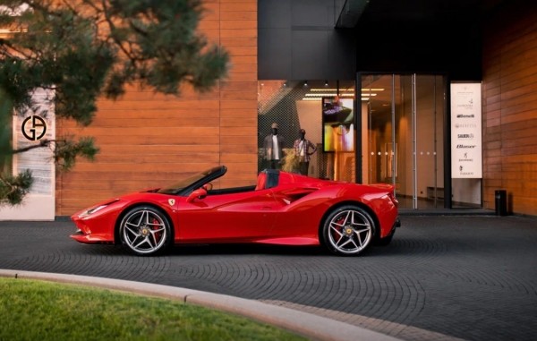 ТОП-10 самых дорогих автомобилей в России в ноябре 2023 года ТОП-10 самых дорогих автомобилей в России в ноябре 2023 года