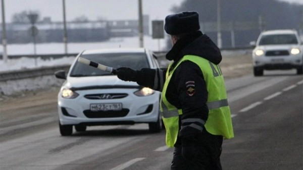 В ГИБДД начали чаще останавливать автомашины старше 10 лет В ГИБДД начали чаще останавливать автомашины старше 10 лет