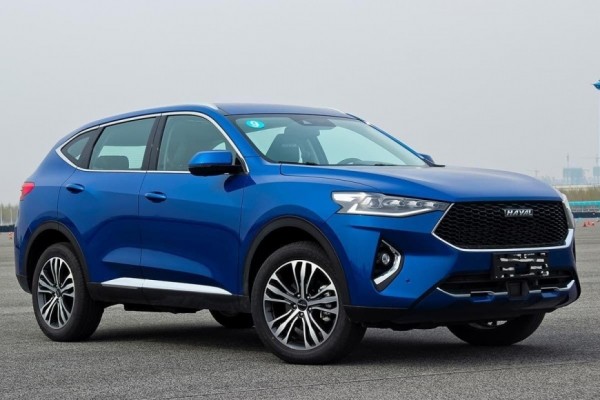В России начнут выпускать обновленный кроссовер Haval F7 В России начнут выпускать обновленный кроссовер Haval F7