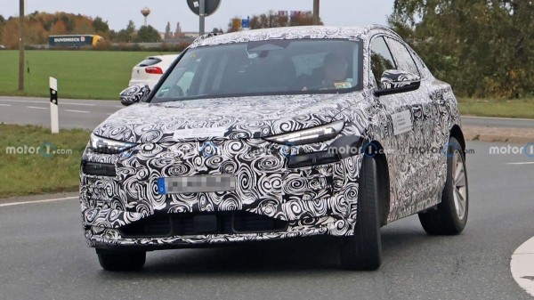 В Сети появились фотографии электрического кроссовера Audi Q6 E-Tron Sportback В Сети появились фотографии электрического кроссовера Audi Q6 E-Tron Sportback