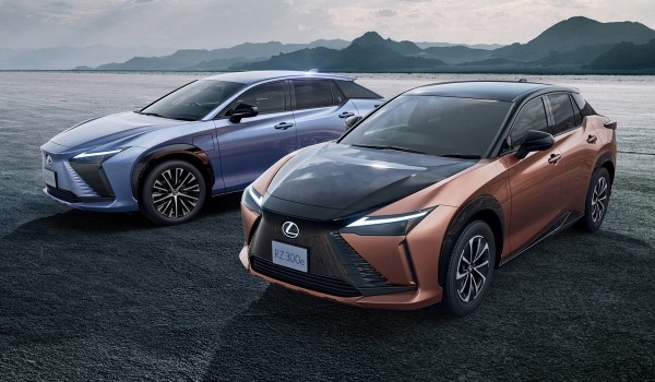 Переднеприводный Lexus RZ: меньше мощность и больше запас хода Переднеприводный Lexus RZ: меньше мощность и больше запас хода