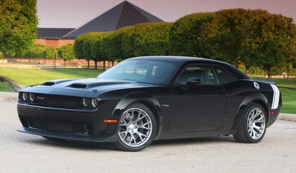 Chrysler 300, Dodge Charger и Challenger: производство прекращено Chrysler 300, Dodge Charger и Challenger: производство прекращено