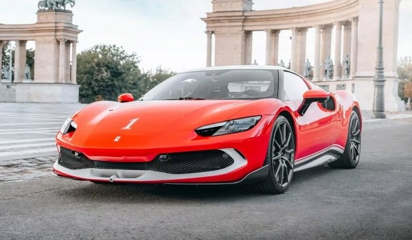 Новая версия Ferrari 296 GTB: специально для Венгрии Новая версия Ferrari 296 GTB: специально для Венгрии