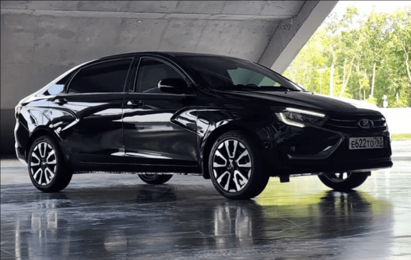 Мантуров: на АвтоВАЗе запланировали выпуск трех новых моделей Lada до 2026 года Мантуров: на АвтоВАЗе запланировали выпуск трех новых моделей Lada до 2026 года