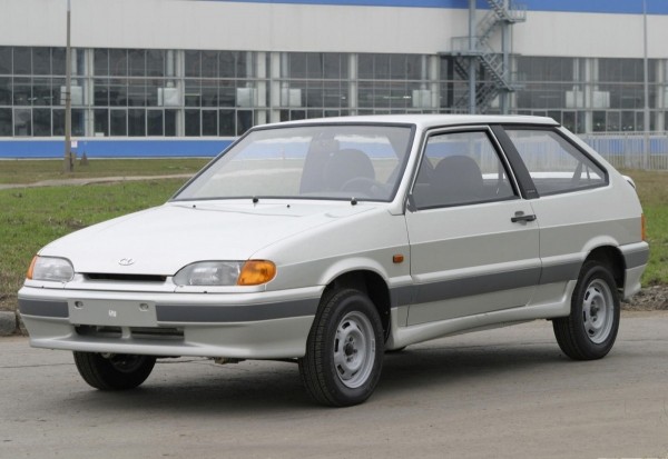 Российские студенты назвали Hyundai Accent и ВАЗ-2113 лучшими молодежными авто Российские студенты назвали Hyundai Accent и ВАЗ-2113 лучшими молодежными авто