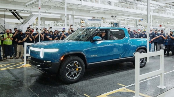 Следующая глава Rivian - восхождение R2 и ее "Model 3 moment" Следующая глава Rivian - восхождение R2 и ее "Model 3 moment"