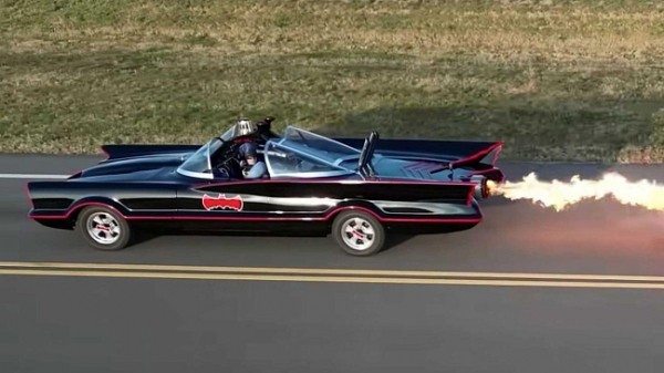 Создатель рендера Бэтмобиля воплотил его в жизнь на базе Datsun