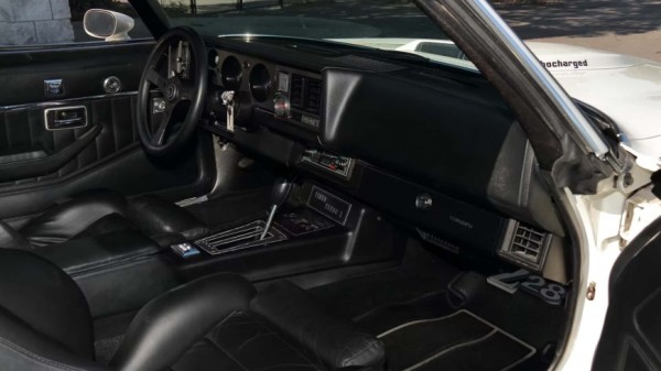 Таким редких Camaro с турбомотором всего три на всю планету и один из них продается Таким редких Camaro с турбомотором всего три на всю планету и один из них продается