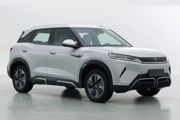 BYD готовит две недорогие электрифицированные модели