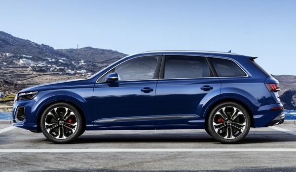 Кроссовер Audi Q7 обновлен во второй раз Кроссовер Audi Q7 обновлен во второй раз