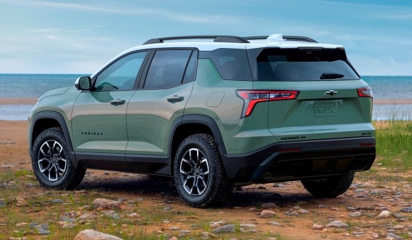 Кроссовер Chevrolet Equinox перешел в четвертое поколение Кроссовер Chevrolet Equinox перешел в четвертое поколение