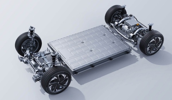 Лифтбек eπ 007 компании Dongfeng порадовал ценой и оснащением Лифтбек eπ 007 компании Dongfeng порадовал ценой и оснащением