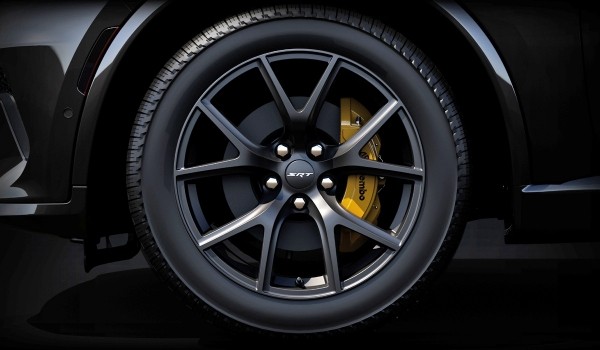 Dodge Durango прощается с двигателями Hemi V8: новая спецверсия Dodge Durango прощается с двигателями Hemi V8: новая спецверсия