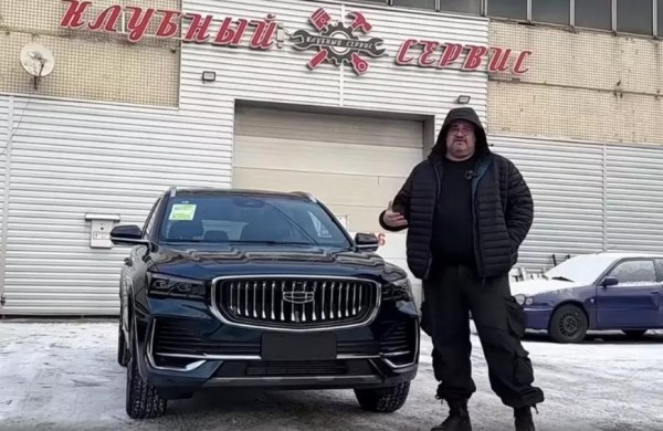 Автоблогер нашел главные проблемы китайского кроссовера Geely Monjaro Автоблогер нашел главные проблемы китайского кроссовера Geely Monjaro