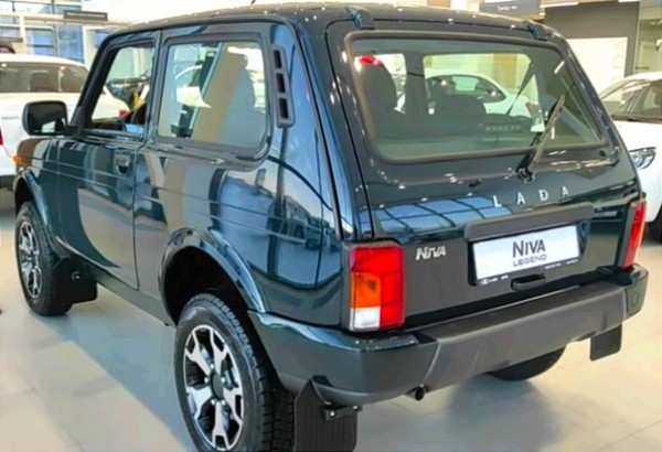 АвтоВАЗ объявил старт продаж внедорожника Lada с новым шильдиком Niva АвтоВАЗ объявил старт продаж внедорожника Lada с новым шильдиком Niva