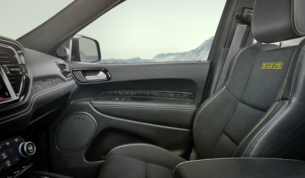 Dodge Durango прощается с двигателями Hemi V8: новая спецверсия Dodge Durango прощается с двигателями Hemi V8: новая спецверсия