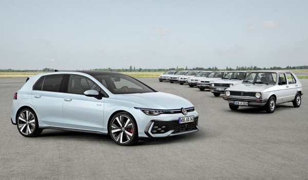 Volkswagen Golf обновлен к 50-летнему юбилею Volkswagen Golf обновлен к 50-летнему юбилею