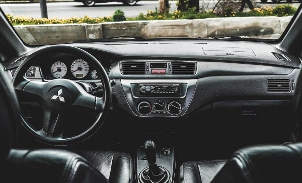 Эксперт «За рулем» нашел надежный седан за 500 тыс. рублей