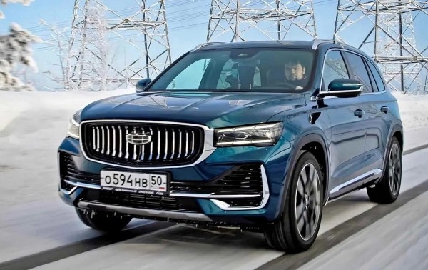 Эксперты назвали минусы китайского кроссовера Geely Monjaro