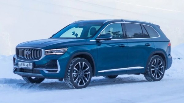 Эксперты назвали минусы китайского кроссовера Geely Monjaro