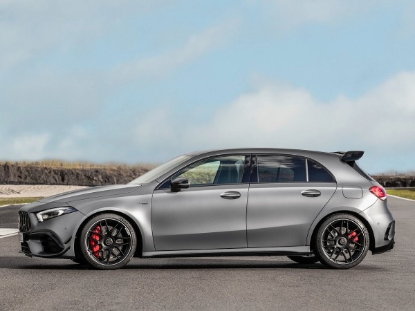 Mercedes представил прощальную версию мощного Mercedes-AMG A 45 Final Edition Mercedes представил прощальную версию мощного Mercedes-AMG A 45 Final Edition