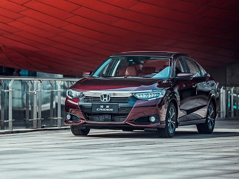 Первый выполненный в европейском стиле Jeep поступил в продажу