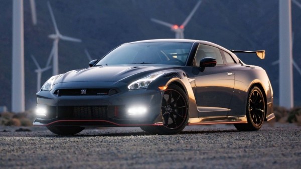 Продажи Nissan GT-R выросли на 584 процента в 2023 году Продажи Nissan GT-R выросли на 584 процента в 2023 году