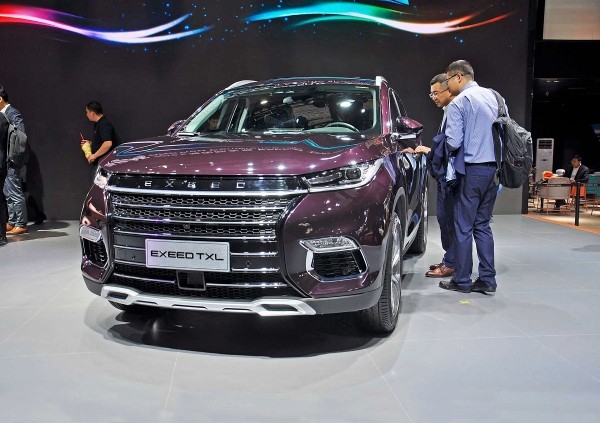 Россияне начали массово продавать китайские автомобили