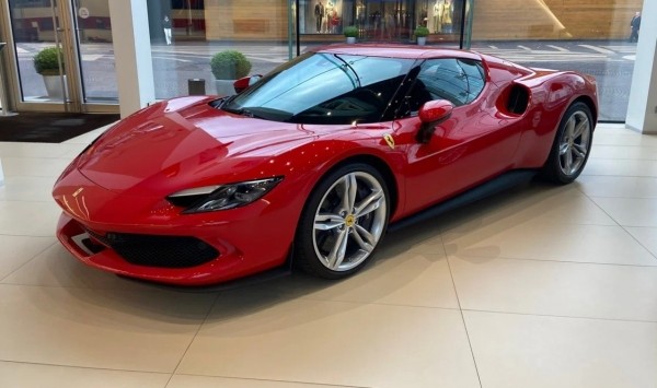 Составлен ТОП-10 самых дорогих автомашин в России в январе 2024 года