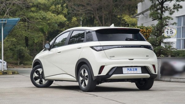 ТОП-10 самых дешевых новых автомобилей в России в феврале 2024 года ТОП-10 самых дешевых новых автомобилей в России в феврале 2024 года