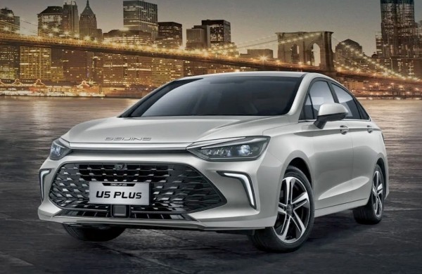 «За рулем» подсчитал, сколько автобрендов официально запустили в РФ в 2023-м