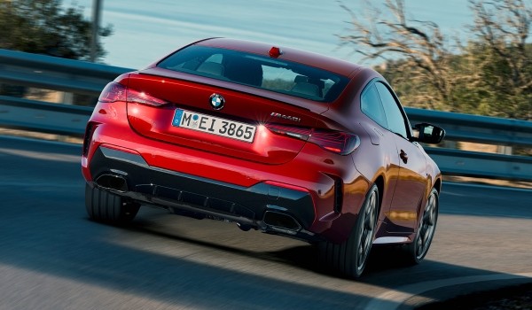 Обновлены купе и кабриолеты BMW четвертой серии Обновлены купе и кабриолеты BMW четвертой серии