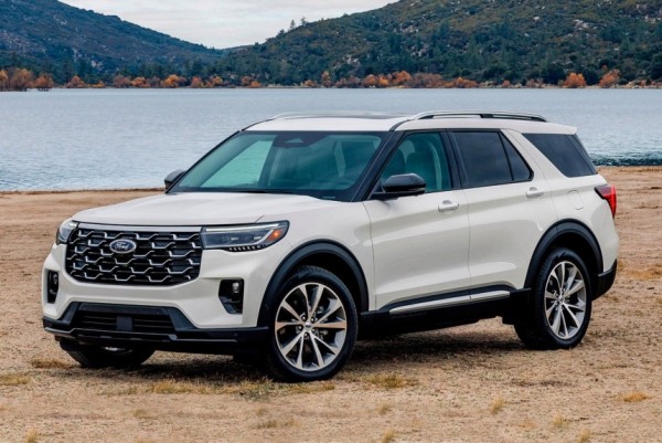 Американский Ford Explorer обновлен через два года после китайского