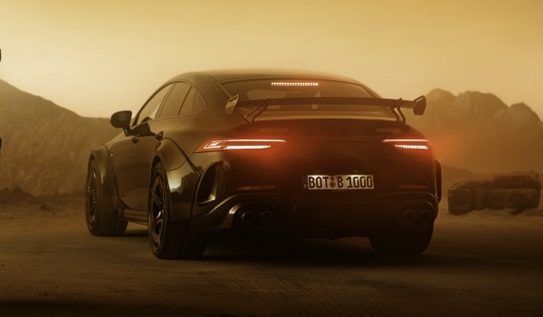 Brabus Rocket 1000 стал самым мощным автомобилем компании Brabus Rocket 1000 стал самым мощным автомобилем компании