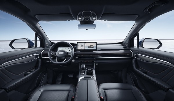 Семиместный Geely Okavango в России: теперь официально Семиместный Geely Okavango в России: теперь официально