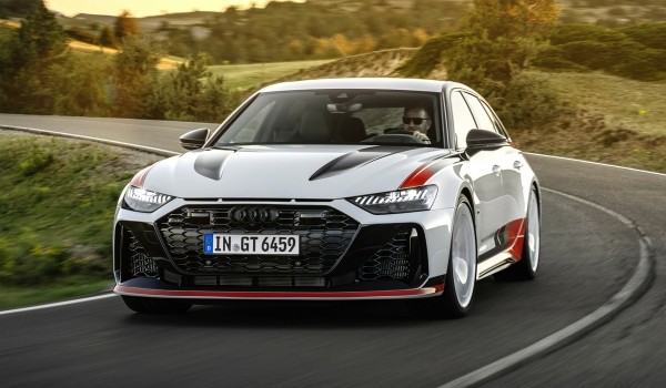 Спецверсия Audi RS 6 Avant GT: по мотивам quattro IMSA GTO Спецверсия Audi RS 6 Avant GT: по мотивам quattro IMSA GTO