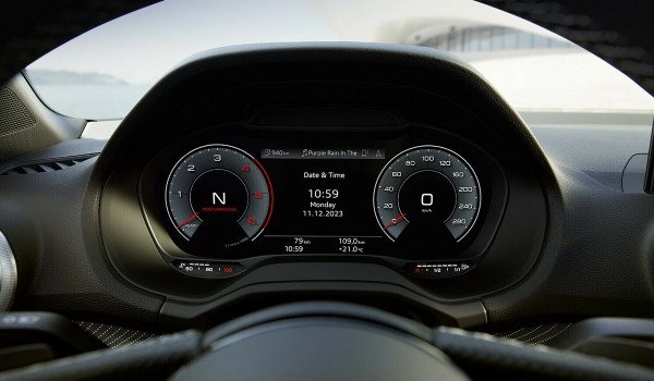 Кроссоверу Audi Q2 обновили интерьер